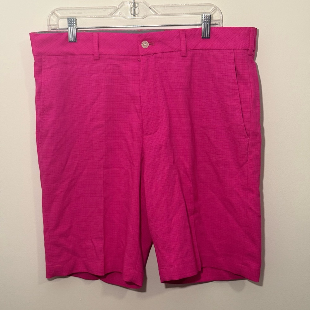 Men's Bright Pink Walter Hagen Golf Shorts size 34